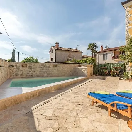 Casa Ladonia Vikendica *