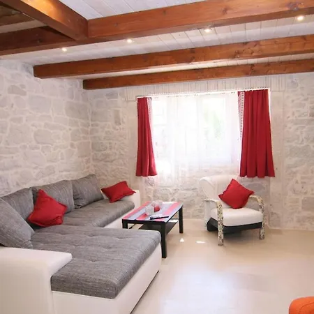 Casa Ladonia ポレッチ