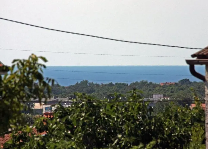 Nyaraló Casa Ladonia *